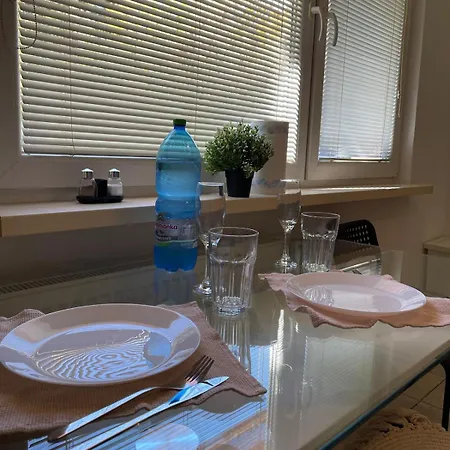 Priestranny 3izb Par Min Od Centra Apartament Nitra