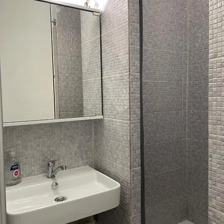 Apartament Priestranny 3izb Par Min Od Centra Nitra